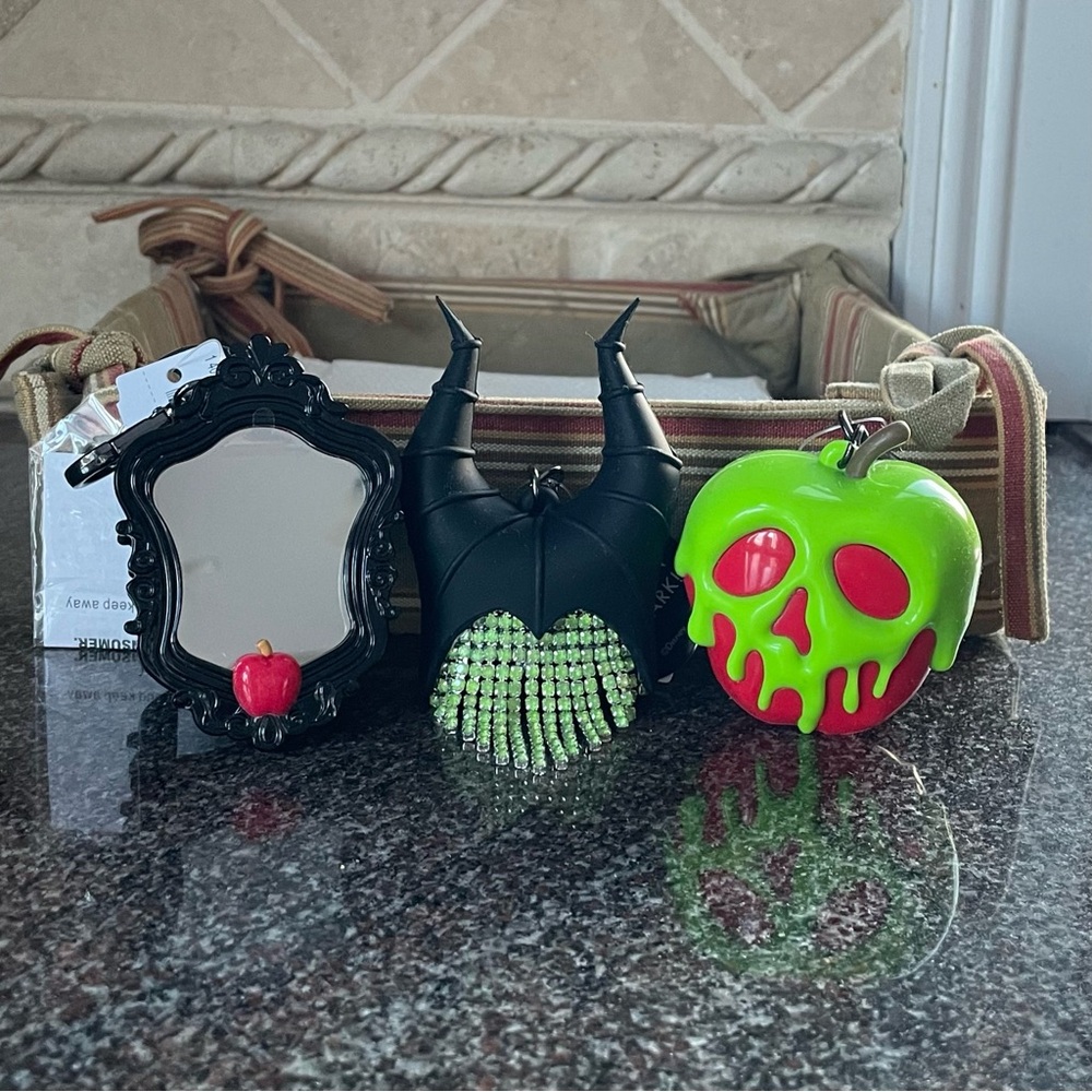 Bath & Body Works Disney Villains Evil Queen and Maleficent PocketBac Holder Set - Picture 16 of 16